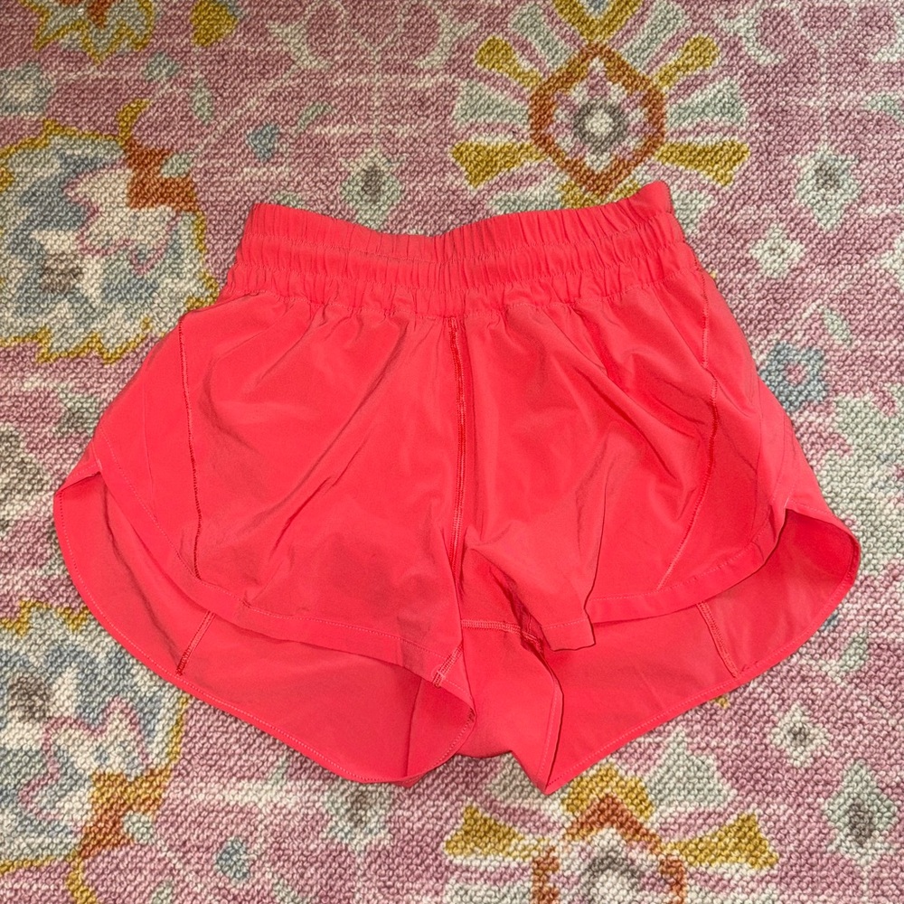 Lululemon track that shorts